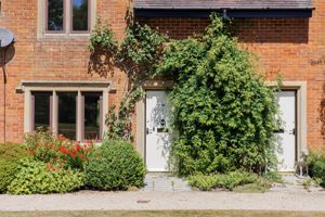 Photo 8- click for photo gallery